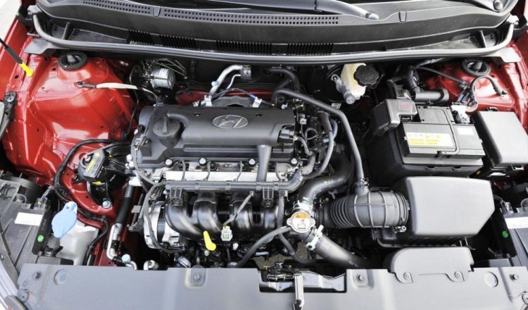 Hyundai Accent Blue 2015 có công suất cực đại mức khiêm tốn 99 mã lực
