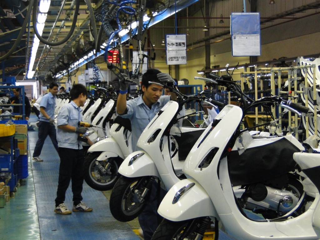 Thị trường xe máy Việt nam tụt dốc nhiều hãng giảm giá sập sàn 